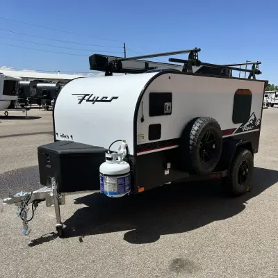 2027 inTech Flyer photo 6