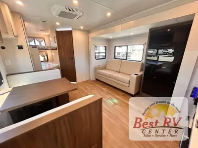 2027 Winnebago Access photo 12