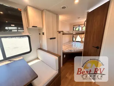 2027 Winnebago Access photo 28