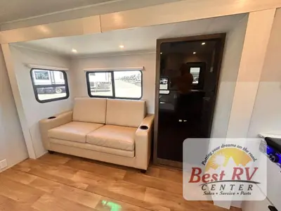 2027 Winnebago Access photo 15