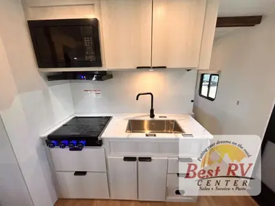 2027 Winnebago Access photo 44