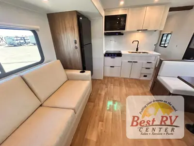 2027 Winnebago Access photo 38