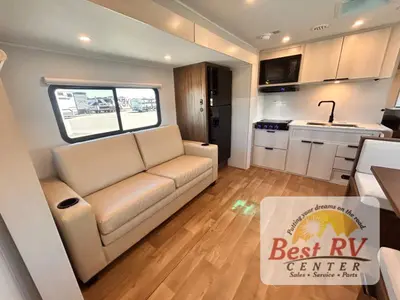 2027 Winnebago Access photo 34