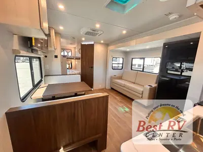 2027 Winnebago Access photo 9