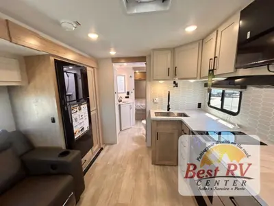 2027 Ember RV E-Series photo 25