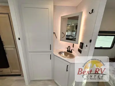 2027 Ember RV E-Series photo 47