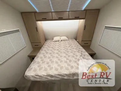 2027 Ember RV Overland Series photo 38