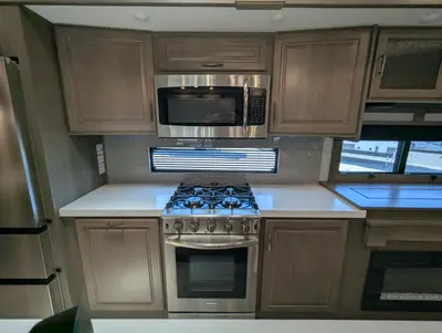 2023 Grand Design Solitude 345GK photo 38