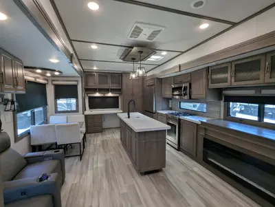 2023 Grand Design Solitude 345GK photo 28
