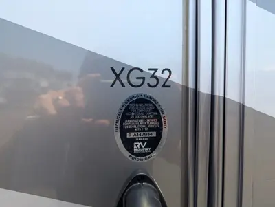 2024 Thor Motor Coach Omni XG32 photo 12