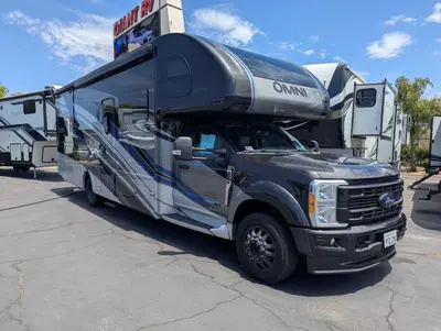 Used 2024 Thor Motor Coach Omni XG32