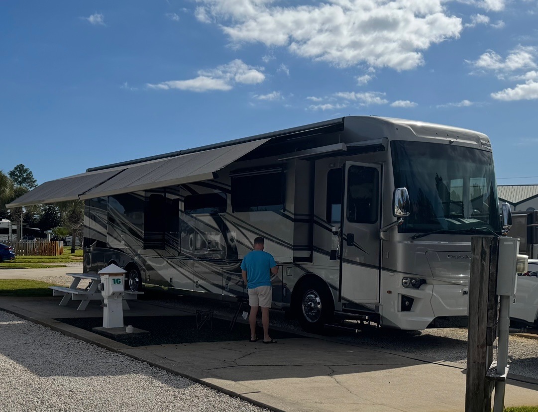 2021 NEWMAR DUTCH STAR exterior