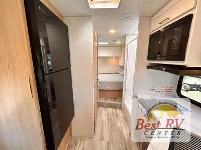 2027 Thor Motor Coach Four Winds photo 34