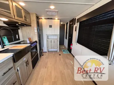 2026 Forest River RV Cherokee Grey Wolf Black Label photo 24