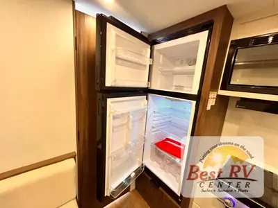 2027 Winnebago ACCESS photo 23