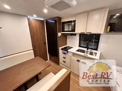 2027 Winnebago ACCESS photo 12
