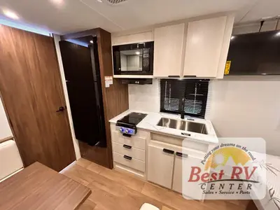 2027 Winnebago ACCESS photo 13