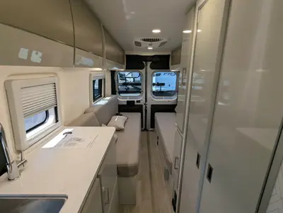 2027 Thor Motor Coach Tellaro 20U photo 19