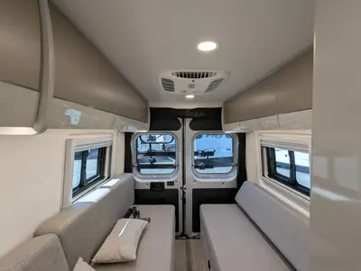 2027 Thor Motor Coach Tellaro 20U photo 23