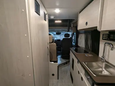 2027 Winnebago Solis photo 34