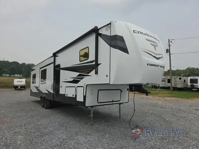2027 Prime Time RV Crusader photo 2