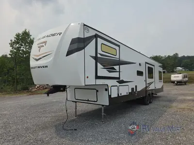 2027 Prime Time RV Crusader photo 4