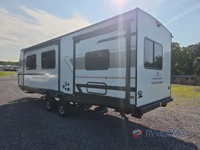 2027 Coachmen RV Freedom Express photo 6