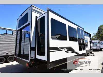 2027 Forest River RV Cherokee Timberwolf Black Label photo 5