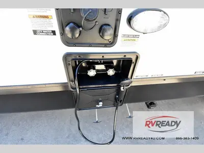 2027 Forest River RV Cherokee Alpha Wolf photo 38