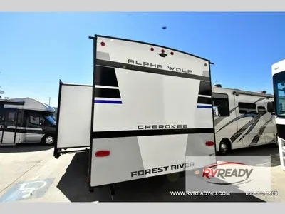 2027 Forest River RV Cherokee Alpha Wolf photo 4