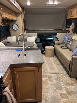 2015 THOR MOTOR COACH FOUR WINDS photo 18