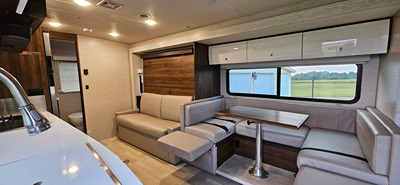 2021 WINNEBAGO VIEW photo 6