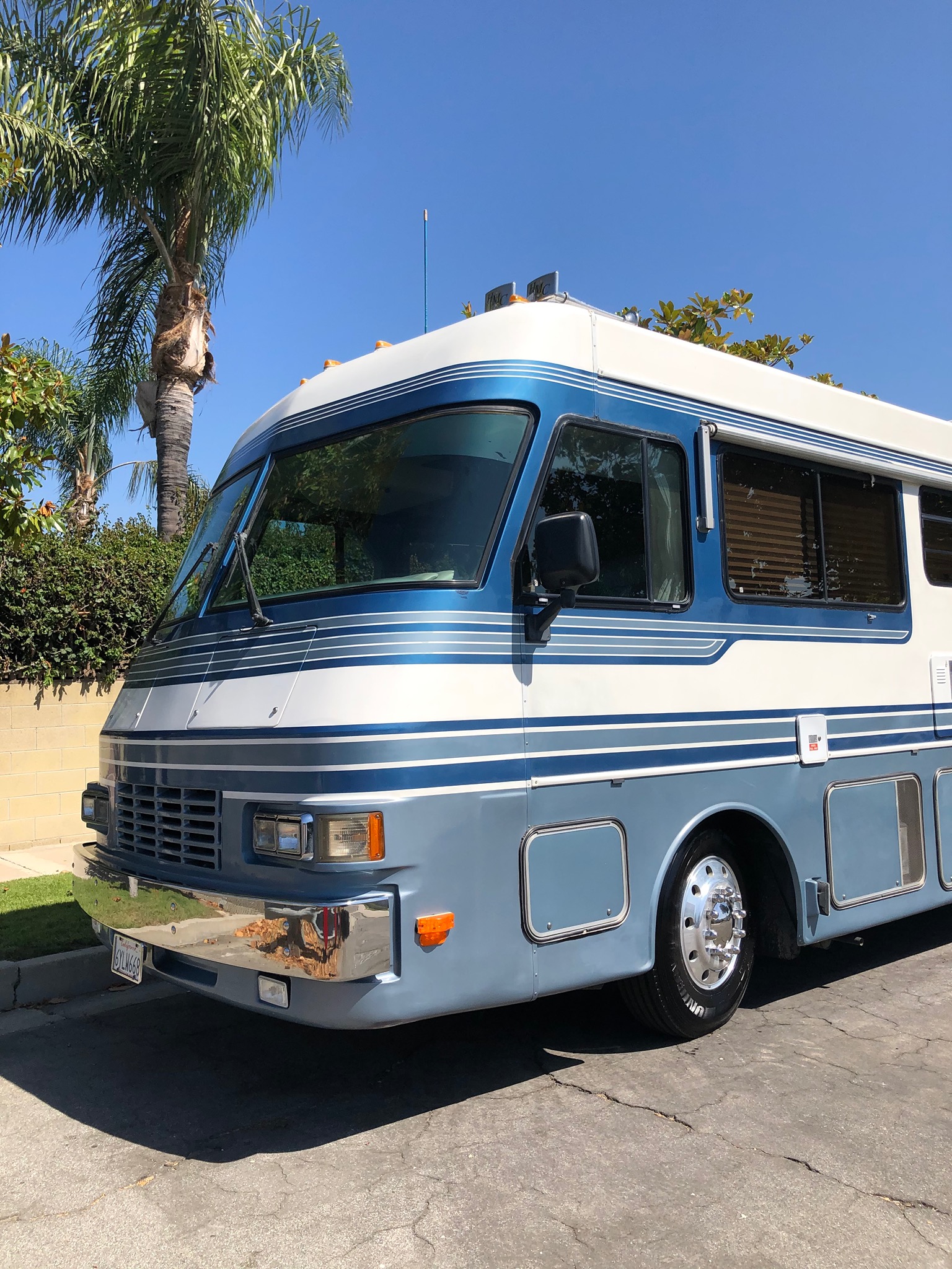 2000 HAWKINS MOTOR COACH AEROSPORT II exterior