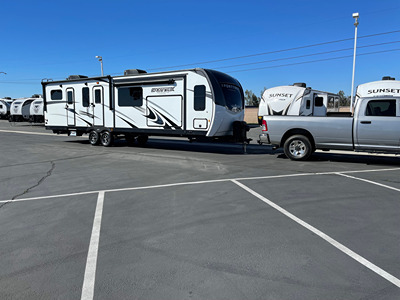 2021 VENTURE RV SPORTTREK TOURING photo 2