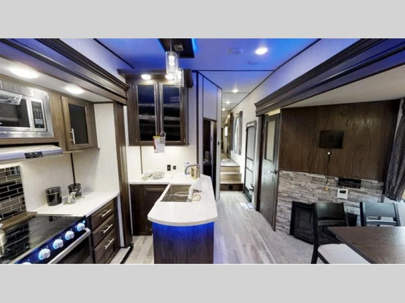 2019 Forest River RV Cherokee Arctic Wolf exterior