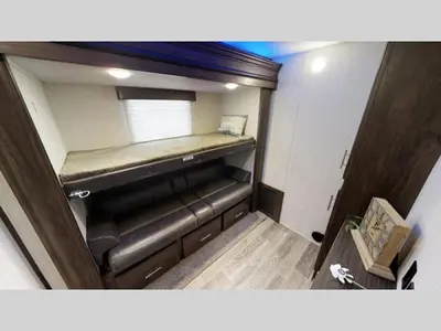2019 Forest River RV Cherokee Arctic Wolf photo 4