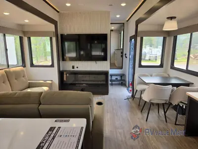 2027 Forest River RV Sabre photo 18