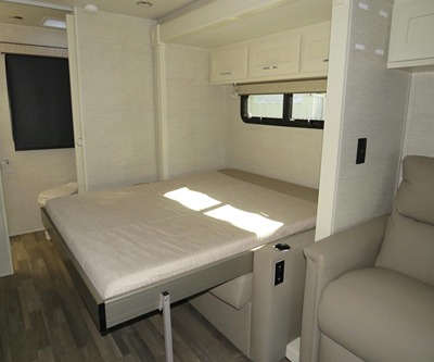 2021 TIFFIN MOTORHOMES WAYFARER photo 12
