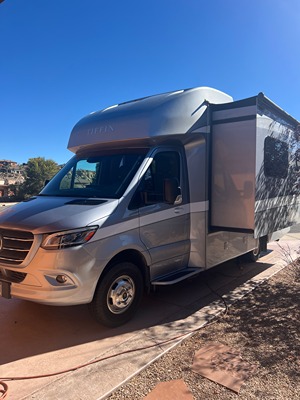 Used 2021 Tiffin Motorhomes Wayfarer 25 Rw