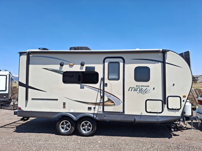 2020 FOREST RIVER ROCKWOOD MINI LITE photo 5