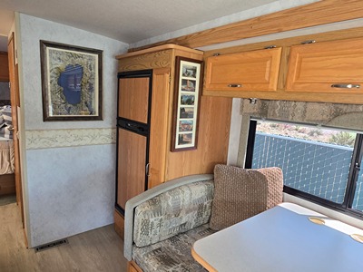 2003 WINNEBAGO SIGHTSEER photo 12
