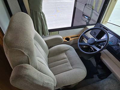 2003 WINNEBAGO SIGHTSEER photo 18