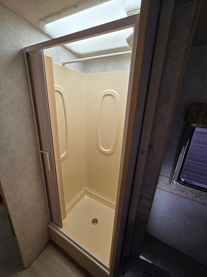 2003 WINNEBAGO SIGHTSEER photo 27