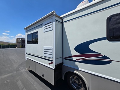 2003 WINNEBAGO SIGHTSEER photo 9