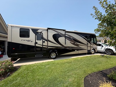 2011 NEWMAR CANYON STAR photo 4