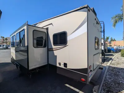 2019 Keystone Cougar Half-Ton West 29RDBWE photo 10