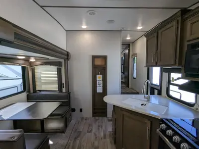 2019 Keystone Cougar Half-Ton West 29RDBWE photo 33