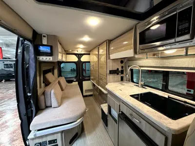 2022 Thor Motor Coach Scope 18T photo 11