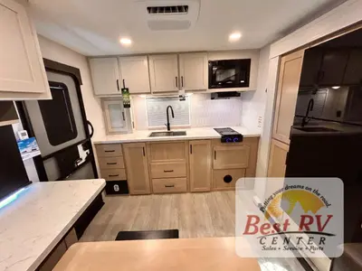 2027 Ember RV Touring Edition photo 38