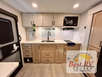 2027 Ember RV Touring Edition photo 39